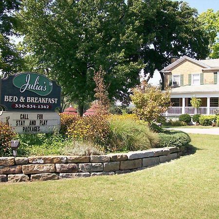 Julias Bed And Breakfast Hubbard Esterno foto